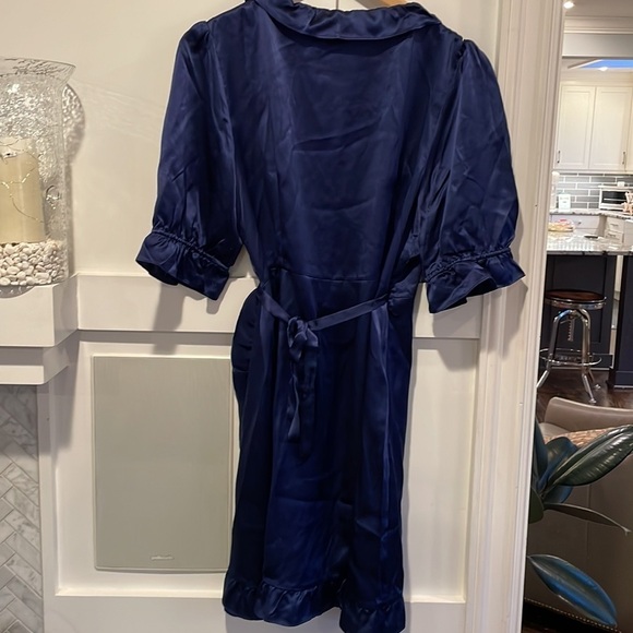 Hill House Blue Silk Wrap Nima Robe - Picture 11 of 11